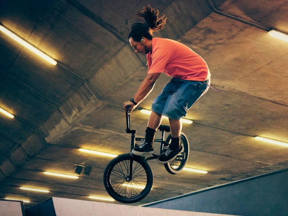 Słuchawki dokanałowe SONY LinkBuds WF-L-910 muzyka energia jakosc dzwiek