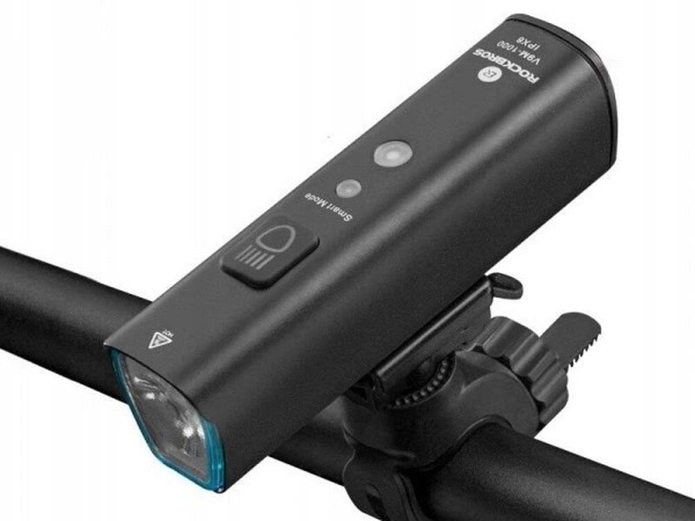 Lampka rowerowa ROCKBROS V9M-1000 1000 LM Czarny, Tryby, regulacja, Smart Mode, funkcjonalność, Widok z boku na lampkę rowerową na kierownicy.