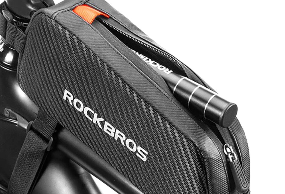 Torba rowerowa na ramę ROCKBROS 039BK  zdjęcie lifestyle Wygodny dostęp do zawartości Zamek błyskawiczny 