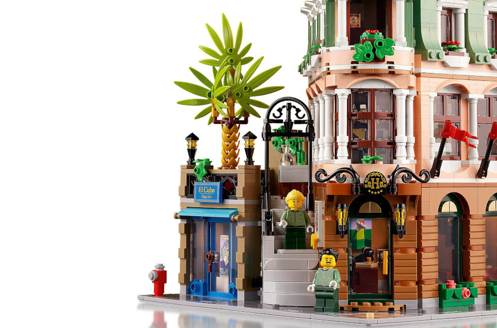 LEGO 10297 ICONS Boutique Hotel. Світ елегантної архітектури. Чарівний готель, натхненний розкішними будівлями початку століття