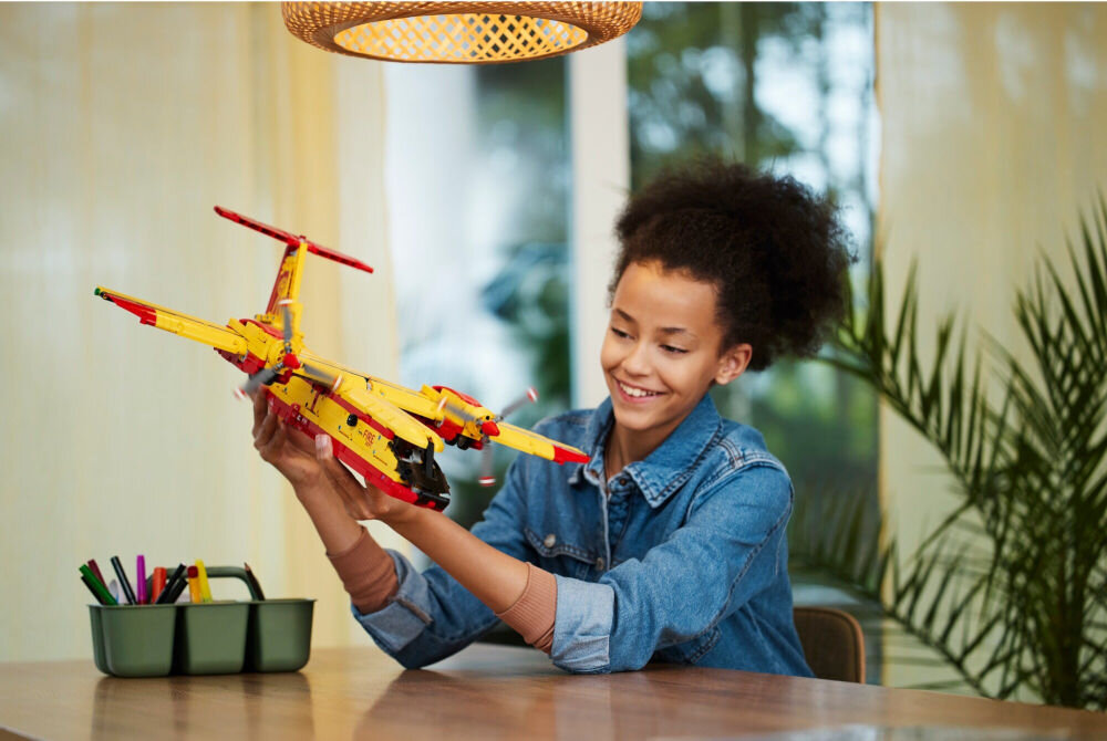 LEGO 42152 Technic Samolot gaśniczy