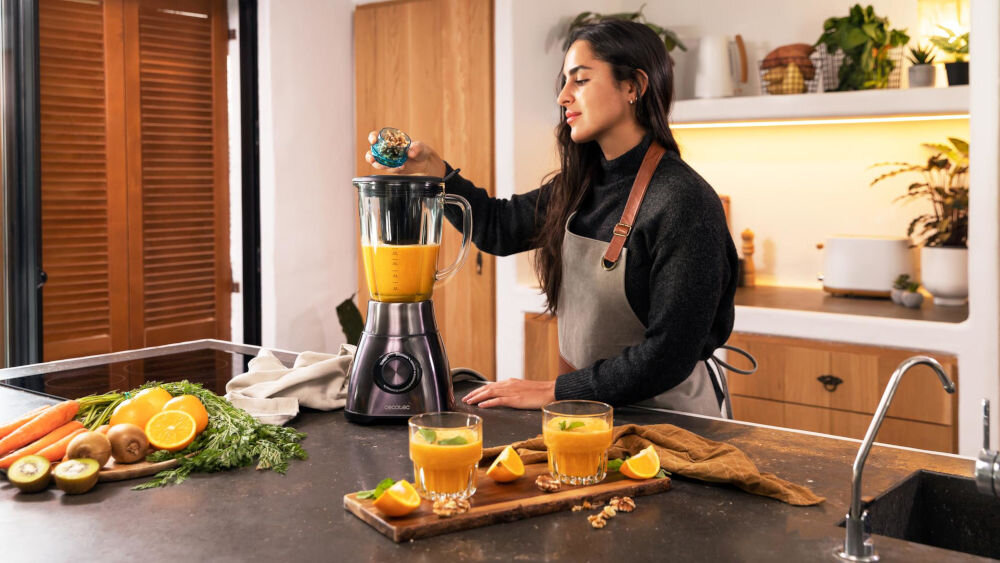 Blender kielichowy CECOTEC Power Black Titanium 1800 Go filtr do miąższu koktajle bez cząsteczek miąższu gładki napój idealna konsystencja łatwe zamontowanie i wymontowanie szybki komfortowy proces