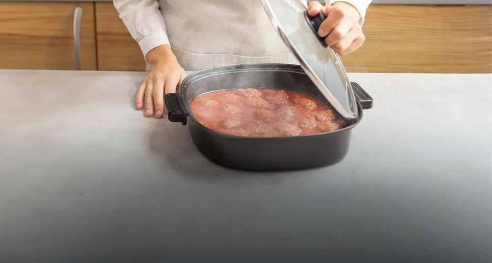 Frytkownica beztłuszczowa CECOTEC Cecofry Flip&Grill 4500 Air Fryer funkcja duszenia i gotowania potrawy jednogarnkowe pyszne gulasze zupy intuicyjny panel dotykowy prosta przyjemna obsługa kilka kliknięć oszczędność czasu domowe ciepłe posiłki