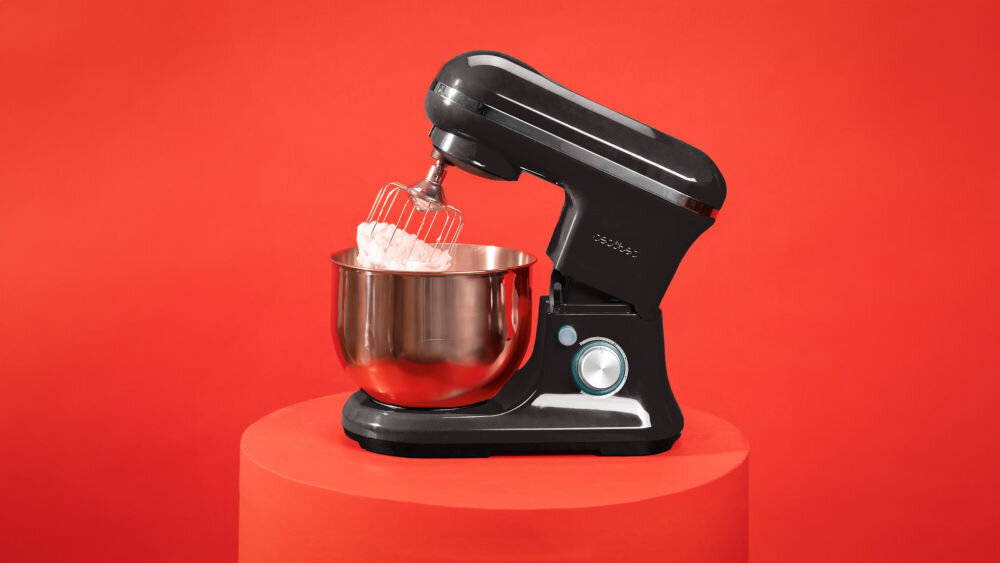 Robot kuchenny planetarny CECOTEC Cecomixer Merengue 1200 W elegancja funkcjonalność design w stylu vintage wymiary 44,7 x 41,8 x 24,6 cm praktyczne funkcje nieograniczone możliwości kulinarne kompaktowe wymiary 