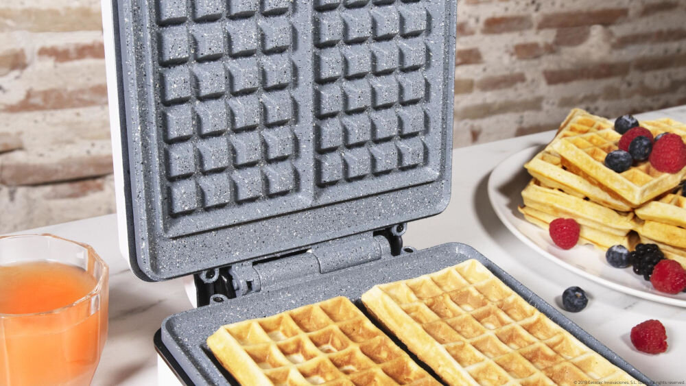Gofrownica CECOTEC Fun Gofrestone Double bezpieczeństwo użytkowania mechanizm ochrony przed przegrzaniem automatyczne wyłączenie urządzenia bezpieczne urządzenie rączka się nie nagrzewa komfort bezpieczeństwo obsługi 