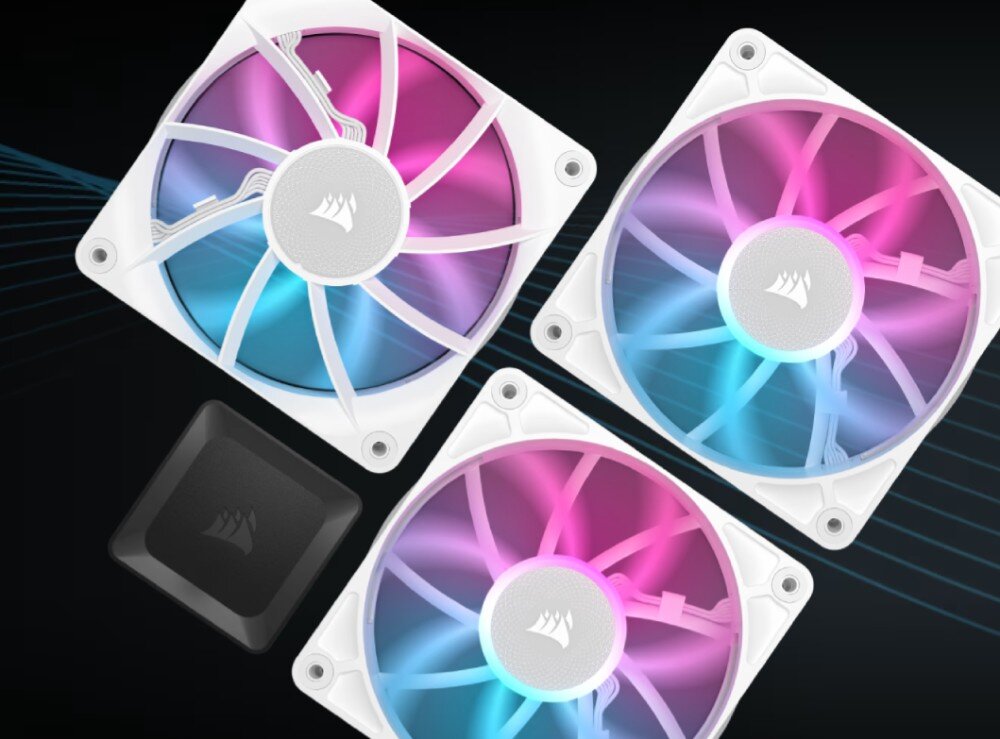 Obudowa CORSAIR 6500X Biały RGB Przedstawienie rozłożonej na części białej obudowy z dwiema komorami, pokazujące szkielet konstrukcji, szklane panele, białe maskownice oraz wentylatory