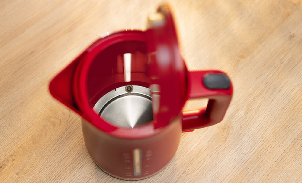 Czajnik BOSCH MyMoment TWK4M224 Czerwony Zakryta grzałka higiena czyszczenie gładkie dno