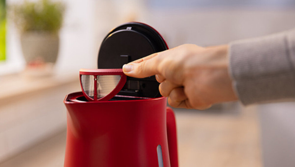 Czajnik BOSCH MyMoment TWK4M224 Czerwony Filtr antywapniowy Wyjmowany filtr smak napoje herbata kawa kamień użytkowanie