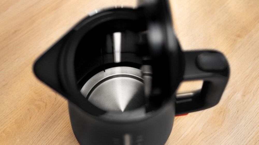 Czajnik BOSCH MyMoment TWK3M123 Czarny Zakryta grzałka higiena czyszczenie gładkie dno