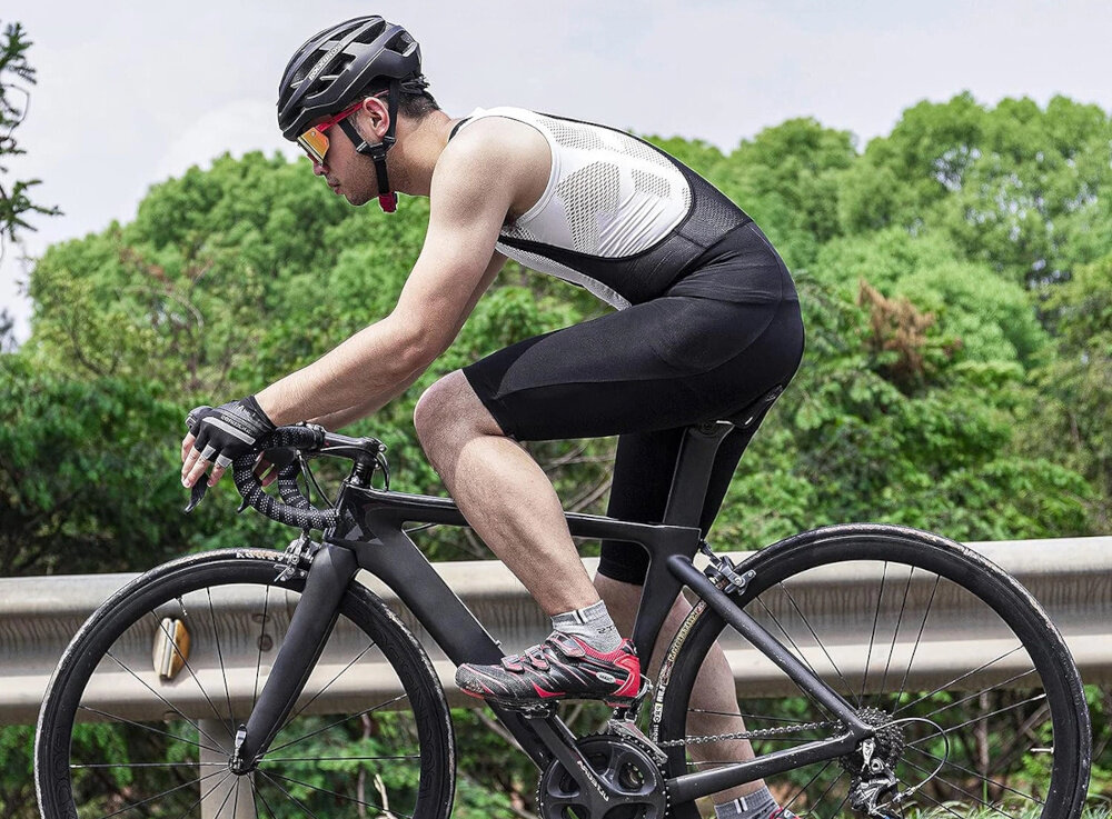 Spodenki rowerowe ROCKBROS RK2002M rozmiar M wykonane z nylonu w 80% i spandexu w 205 lekki oddychajacy material siatka na plecach skuteczne odprowadzanie wilgoci szybkie schniecie materialu komfort rozmiar M