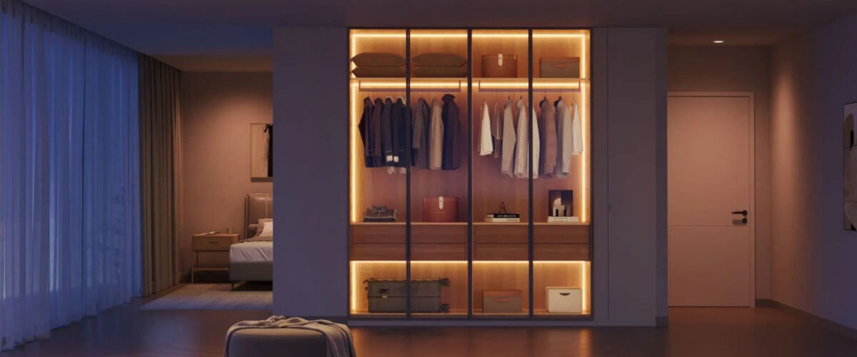 Taśma LED GOVEE Strip Lights Pro H61E5 3 m WiFi/Bluetooth, klejenie, elastyczna, wodoodporna, instalacja, pokój sypialniany z szafą nocną oświetlana taśmą LED