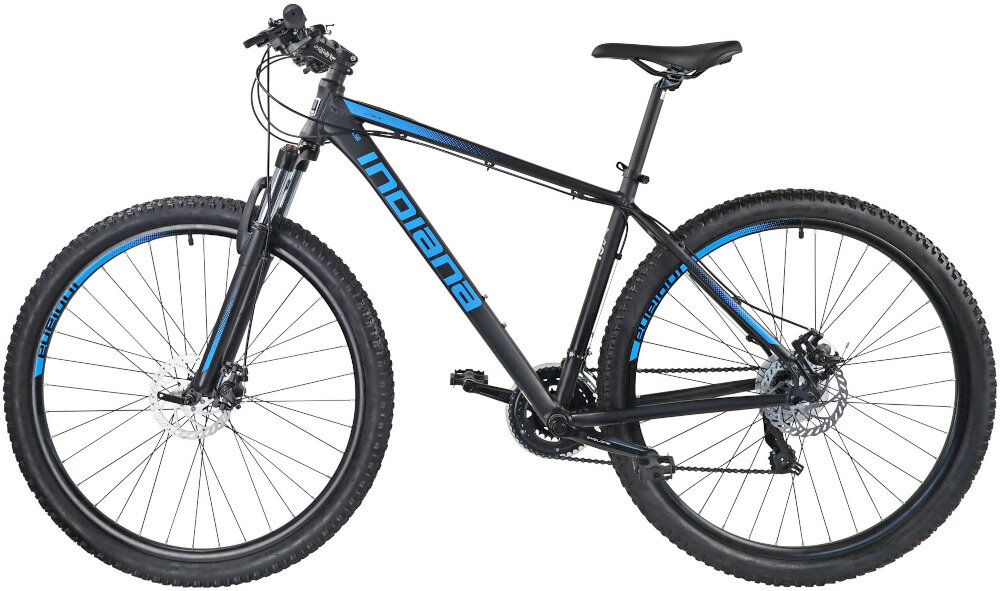 Rower górski MTB INDIANA X-Pulser 1.9 M19 29 cali męski Czarno-niebieski rower na białym tle widoczny z boku specjalne gwinty możliwość przymocowania uchwytu na bidon odblaski dobrze widoczny na drodze dzwonek na kierownicy