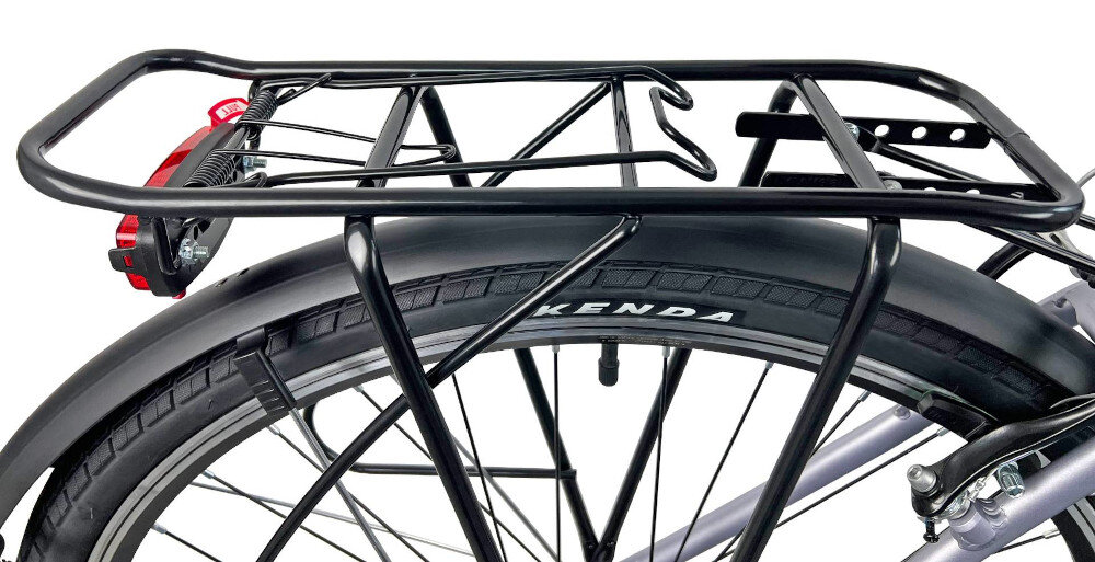 Rower trekkingowy INDIANA X-Road 1.0 D15 28 cali damski Srebrno-czarny zbliżenie na bagażnik bagażnik bezpieczny i wygodny przewożenie rzeczy składana stopka w centralnym punkcie ciężkości