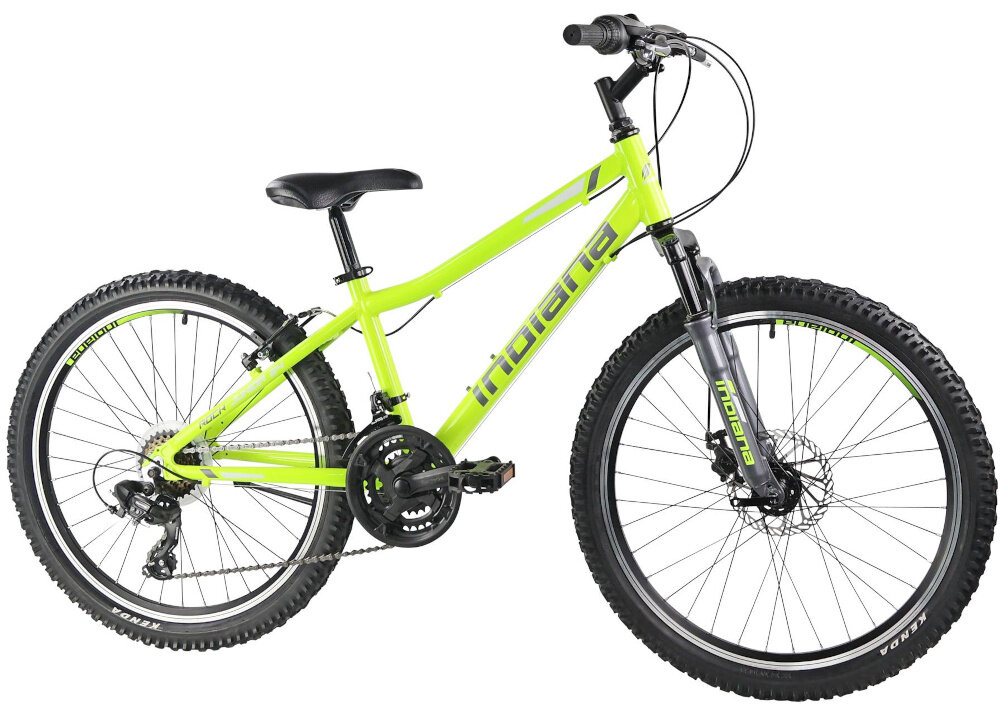 Rower młodzieżowy INDIANA Rock Jr 24 cale dla chłopca Limonkowo-szary rower na białym tle widoczny od przodu po skosie rower młodzieżowy typu górskiego MTB jazda po ścieżkach rowerowych poza miastem przerzutki amortyzator hamulce bezpieczeństwo dla dzieci w wieku od 9 do 12 lat