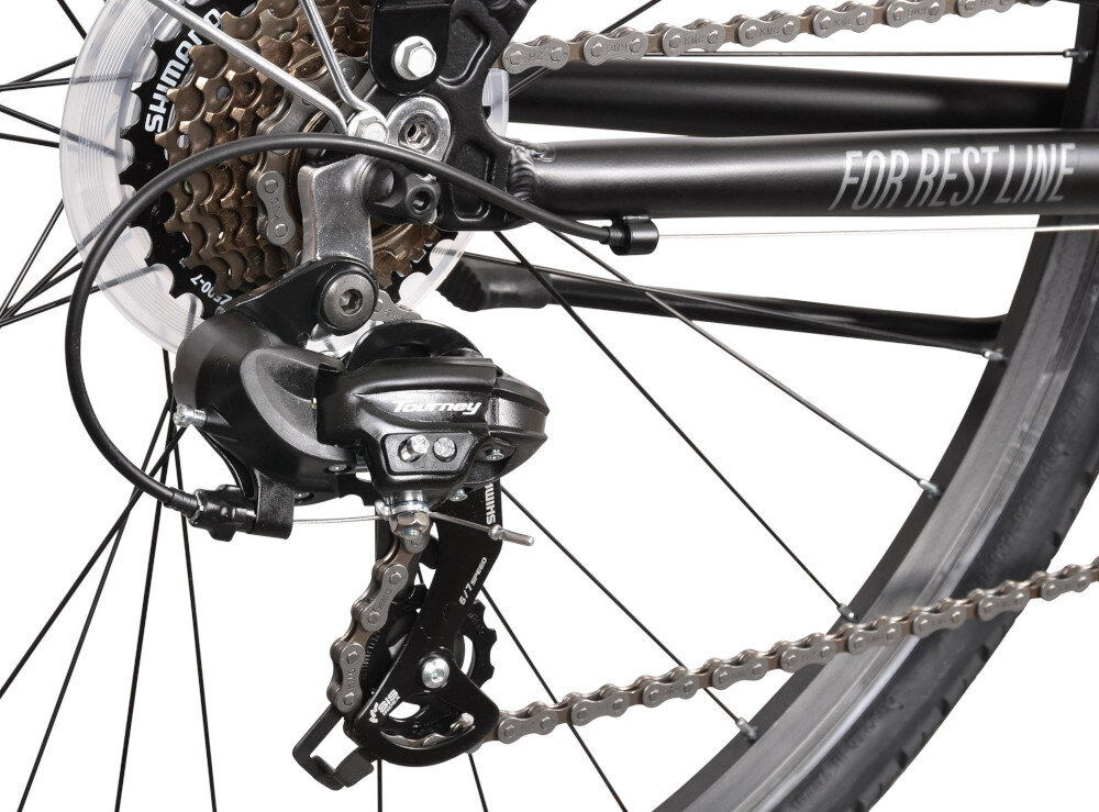 Rower trekkingowy INDIANA X-Road 1.0 M17 28 cali Czarny zbliżenie na przerzutkę przerzutki marki SHIMANO przednie i tylne przerzutki SHIMANO Tourney duża wytrzymałość i sprawne działanie płynna bezproblemowa zmiana biegów 21 biegów