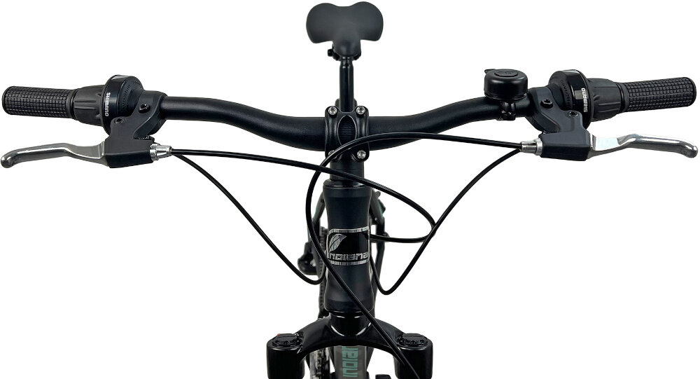 Rower górski MTB INDIANA X-Pulser 2.7 D21 27.5 cala damski Czarno-miętowy zbliżenie na kierownicę kierownica widoczna od przodu kierownica marki SOVEREIGN typu SE-707 FOV W.640 aluminiowy wspornik INDIANA typu Ahead Aluminium FOV lekkość trwałość manetki pokryte antypoślizgowym materiałem pewny chwyt