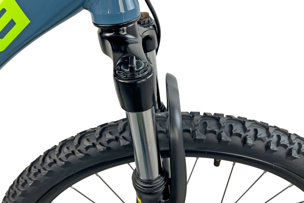 Rower górski MTB INDIANA X-Pulser 3.6 M15 26 cali męski Grafitowo-limonkowy zbliżenie na amortyzator rower typu hardtail przedni amortyzator marki HL Corp typ CH-389 1 1/8 ułatwia najeżdżanie na przeszkody niweluje wstrząsy niska masa roweru duża sztywność regulacja za pomocą sprężyny obsługa poprzez manetki