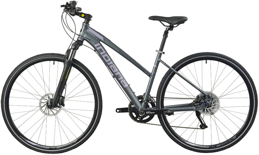 Rower crossowy INDIANA X-Cross 4.0 D21 damski Ciemnoszary rower na białym tle widoczny z boku specjalne gwinty możliwość przymocowania uchwytu na bidon odblaski dobrze widoczny na drodze bezpieczna jazda dzwonek na kierownicy