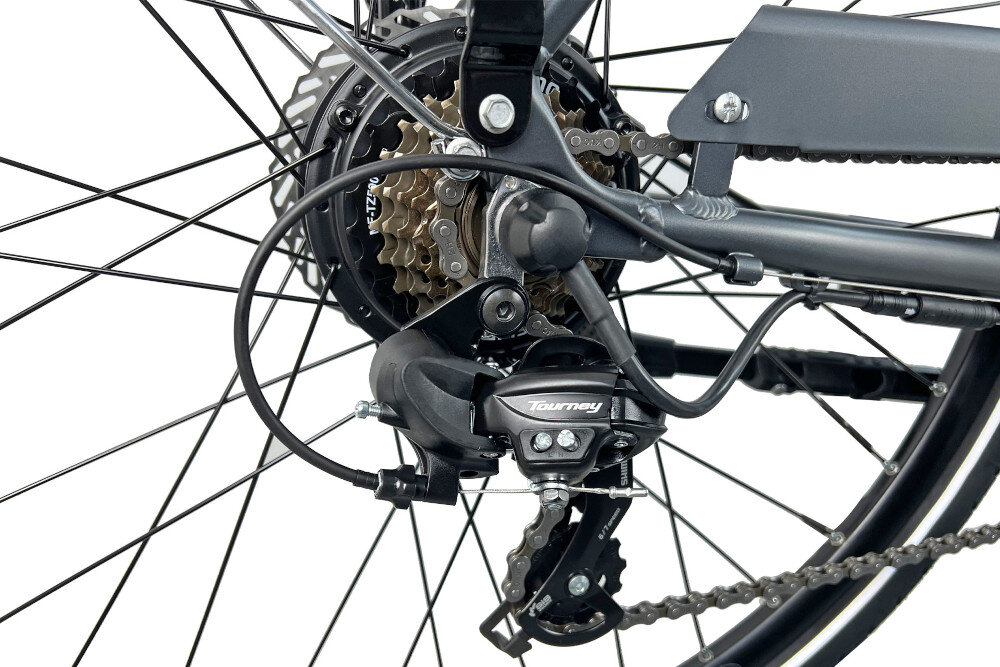 Rower elektryczny INDIANA E-Trekking 3.0 M20 28 cali Czarny zbliżenie na przerzutkę manetki SHIMANO Revoshift typu RV400-7R 7 Speed 7 biegów przerzutki marki SHIMANO duża wytrzymałość sprawne działanie zmiana biegów jest płynna i bezproblemowa tylna przerzutka SHIMANO Tourney