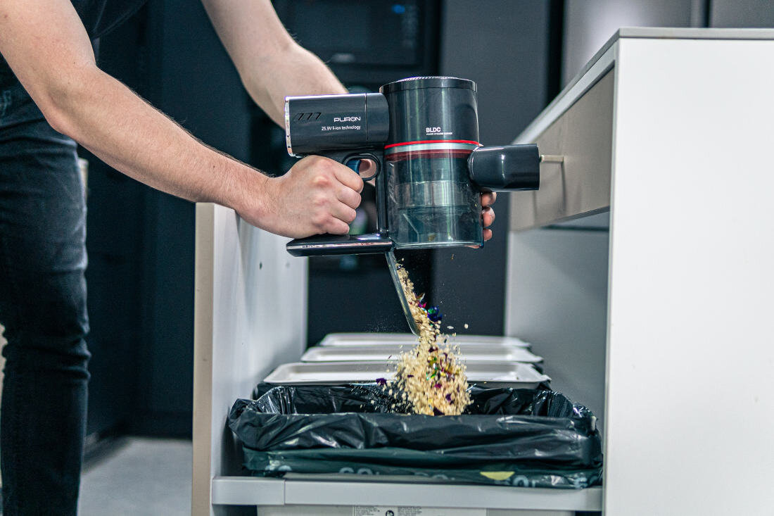  Odkurzacz PURON PU40 + Środki czystości Duży zbiornik zanieczyszczenia pojemność opróżnianie przycisk wygoda użytkowanie