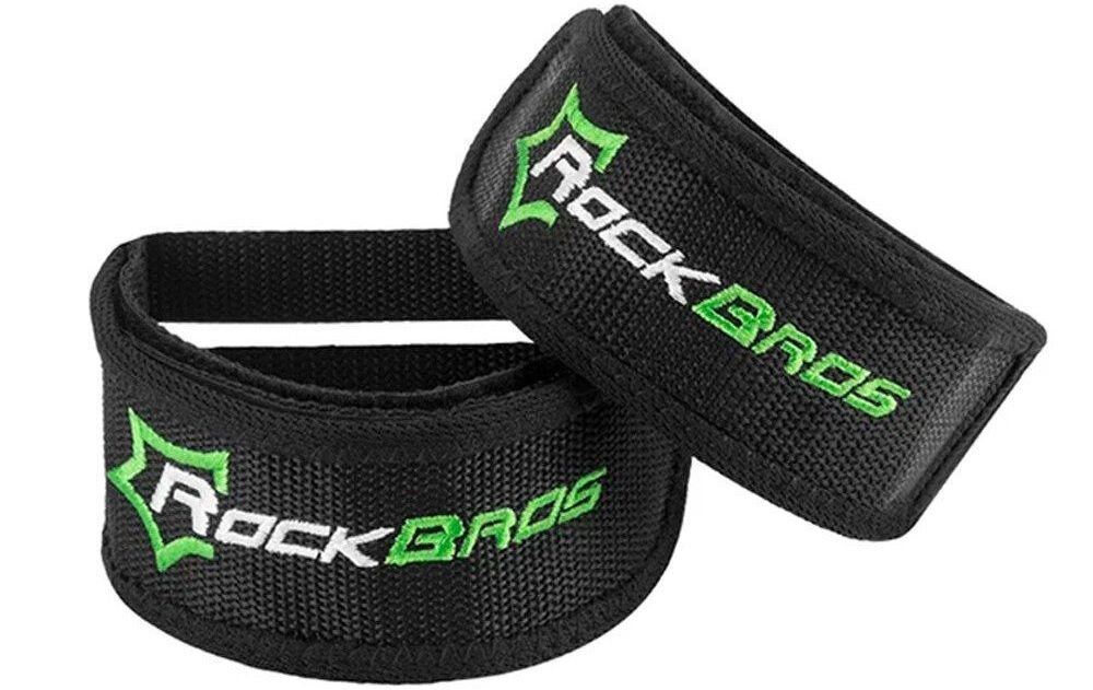 Paski do pedałów rowerowych ROCKBROS GZT1001 Czarny, paski, stabilność, kontrola, pedałowanie, Dwa czarne paski do pedałów na białym tle.