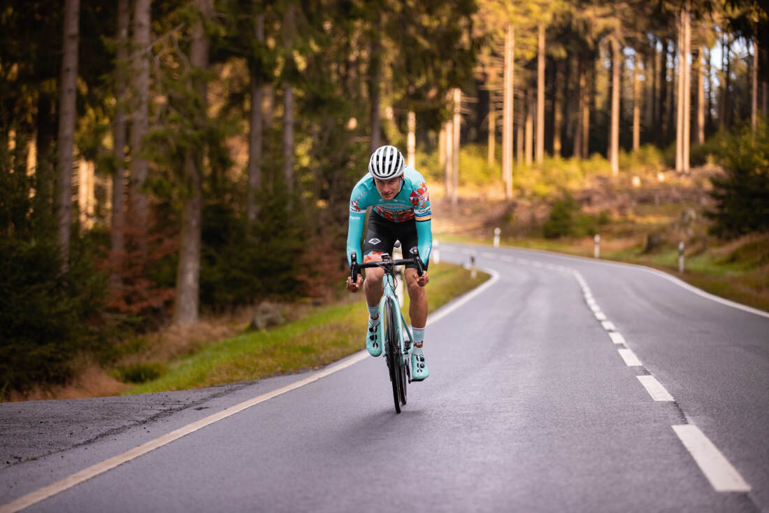 Licznik rowerowy SIGMA Rox 4.0 HR Set Biały wsparcie czujniki BLE ANT+ podłączenie prędkość tętno kadencja precyzja dane