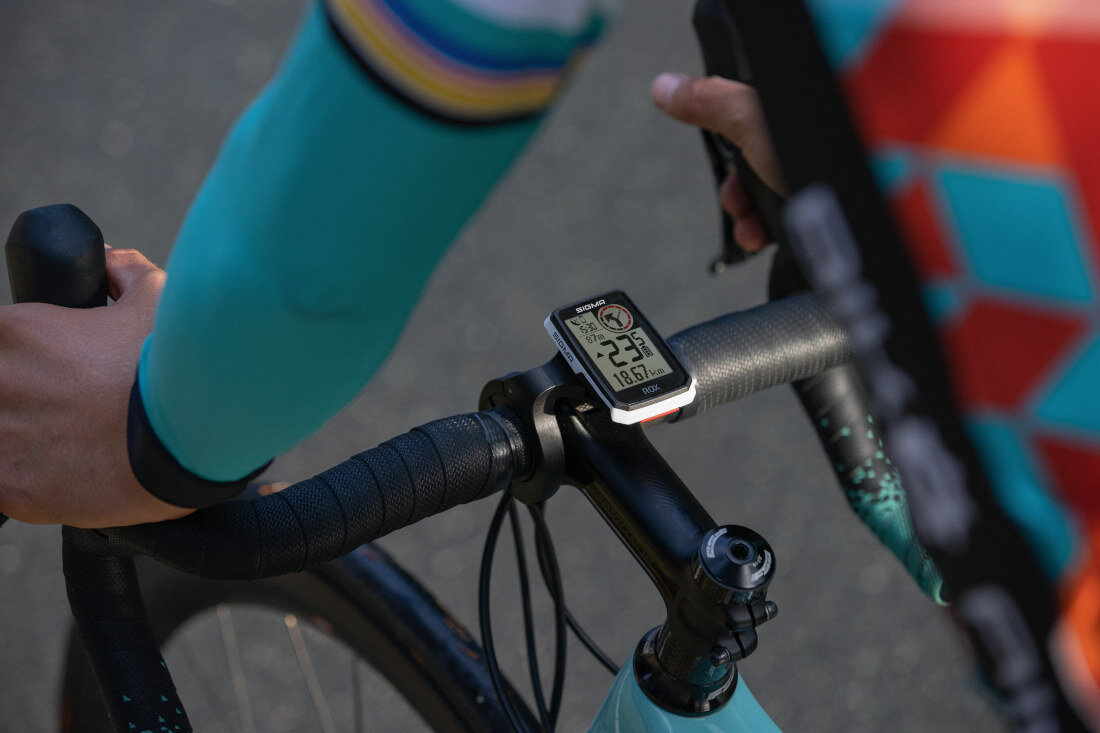 Licznik rowerowy SIGMA Rox 11.1 Evo HR Set Biały widok trening personalizacja 20 profili sportowych dostosowanie widok dane kolory smart FE-C kontrola