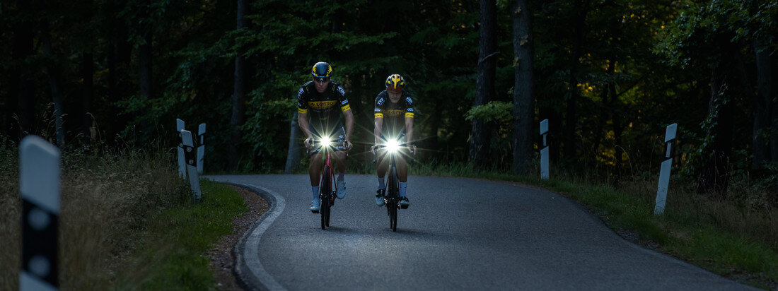 Lampka rowerowa SIGMA Aura 60 FL