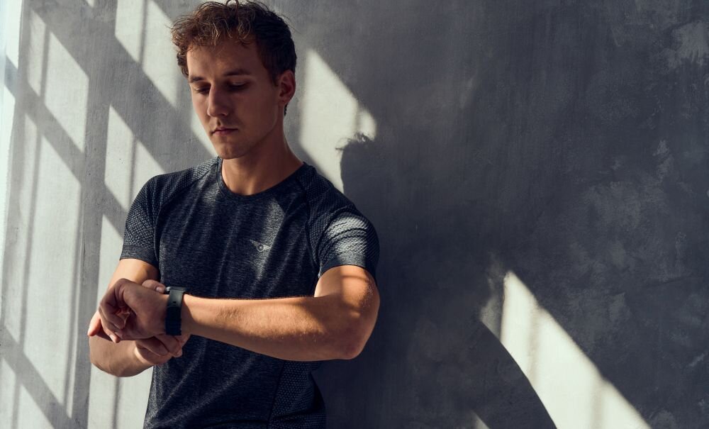 Smartwatch MAXCOM Ecowatch 4 tarcze personalizacja pasek obudowa wykonanie abs lekkosc wygoda