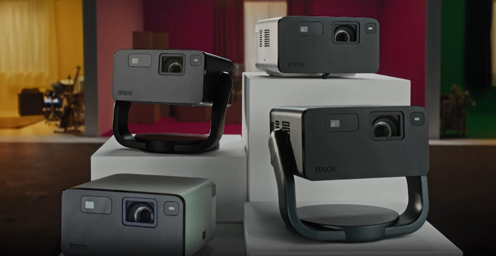 Projektor EPSON EpiqVision EF-22B - Wielki obraz bez telewizora, projektory na podstawkach w pomieszczeniu