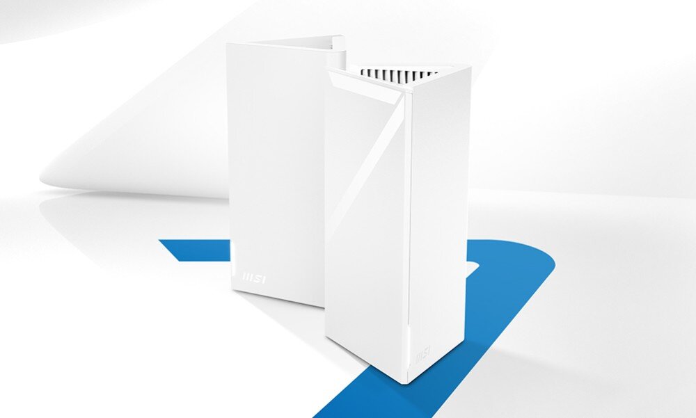 Router MSI Roamii BE Lite 2.4 / 5 GHz (DualBand), Wi-Fi Mesh (2 szt.) dwa routery stojące obok siebie na białym tle z niebieskim akcentem