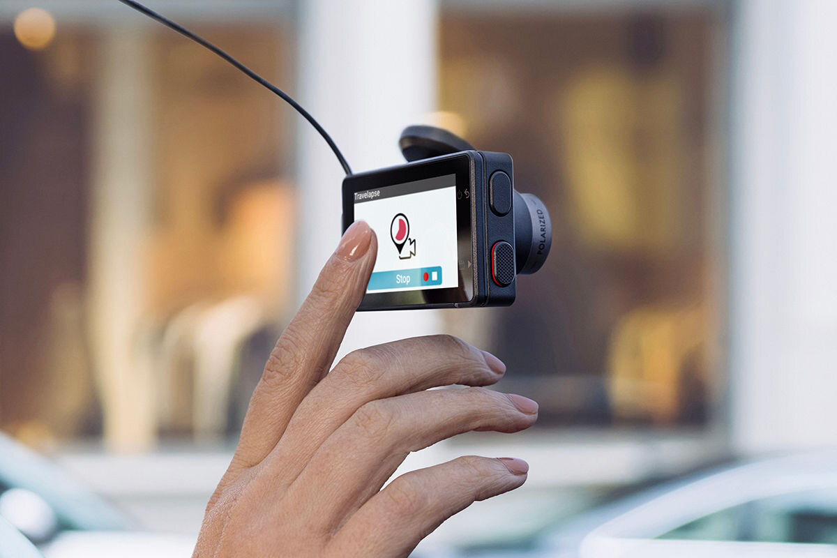Wideorejestrator GARMIN Dash Cam X310 Czytelny wyświetlacz