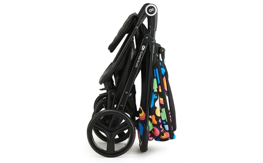 Wózek spacerowy KINDERKRAFT Grande Plus Happy Shapes Czarny Lekki i miejski towarzysz Praktyczne dodatki dla rodziców kieszonka akcesoria wygodne rozwiązanie waga