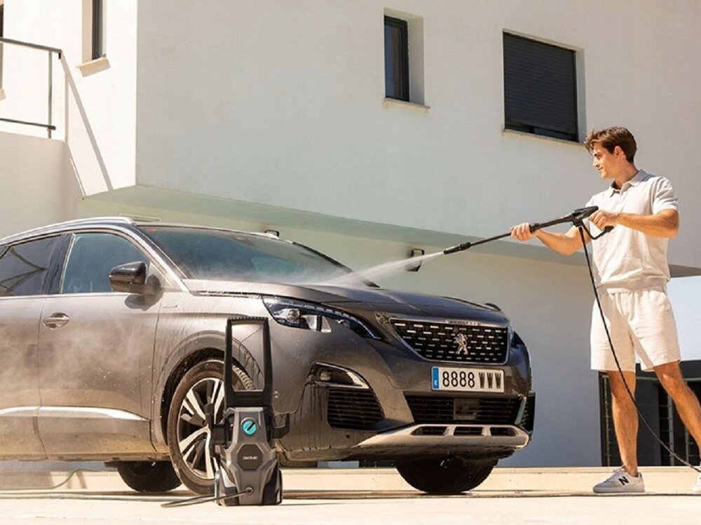 Myjka ciśnieniowa CECOTEC HydroBoost 1600 Car&Garden mocny przepływ wody, skuteczne usuwanie brudu, mniejsze zuzycie wody, system SmartEnergy, ograniczone zużycie energii, taniej i ekologicznie