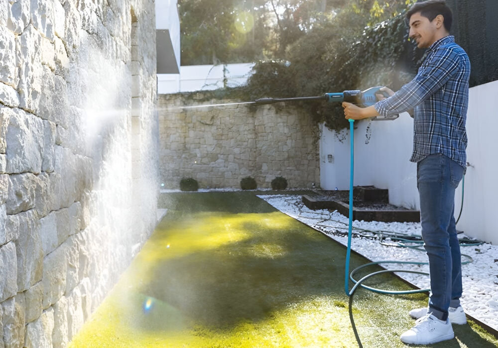 Myjka ciśnieniowa CECOTEC Hydroboost 10000 Liberty dwa tryby ciśnienia Eco i Turbo dostosowanie mocy tryb eco oszczędność energii i wydłużenie czasu pracy lżejsze zadania tryb turbo maksymalna moc wymagające prace szeroki zakres zastosowań