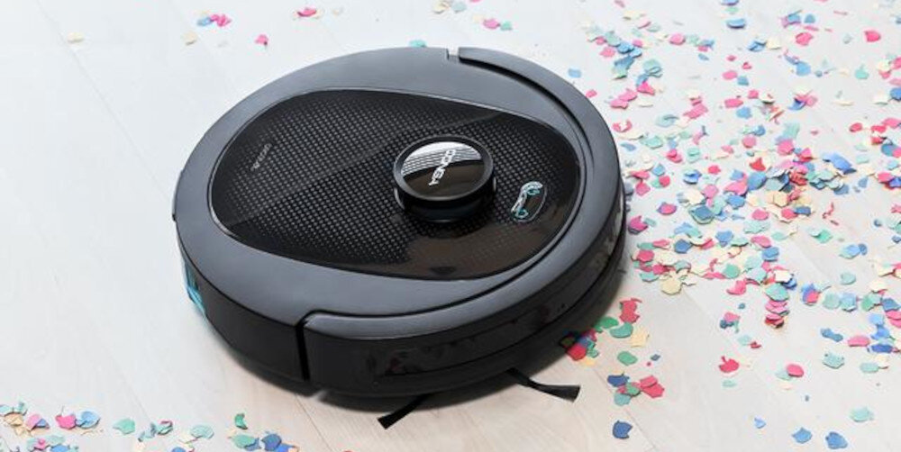 Robot sprzątający CECOTEC Conga 7490 Ultimate Home Genesis zdjęcie lifestyle Inteligentne sprzątanie domu