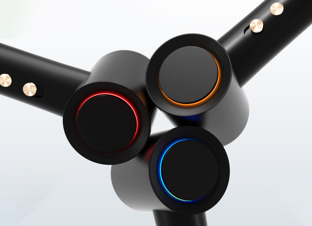 Suszarka BODYLAND BL08B03 jasne tło trzy suszarki podświetlenie niebieskie czerwone pomarańczowe o mocy 1500 W funkcja jonizacji gładkie lśniące włosy silnik o dużej wydajności Trzy poziomy temperatury dwie prędkości nawiewu dopasowanie ustawień Wbudowany wskaźnik LED skuteczność wygoda użytkowania