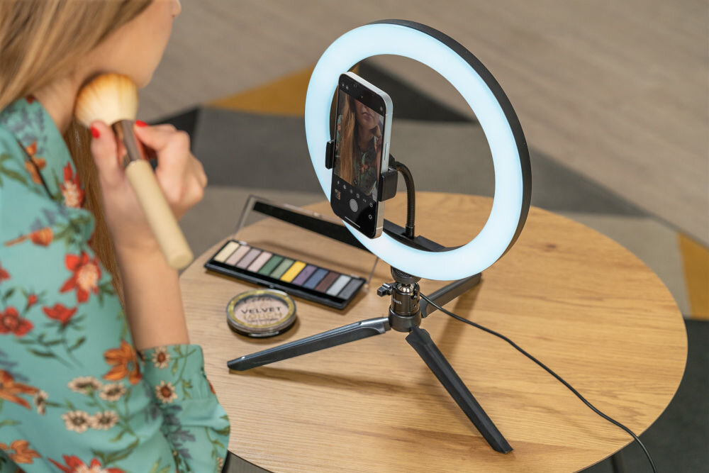 Lampa pierścieniowa XLINE SF401 regulowana temperatura barwowa 3000-6500 K dla różnorodnego oświetlenia