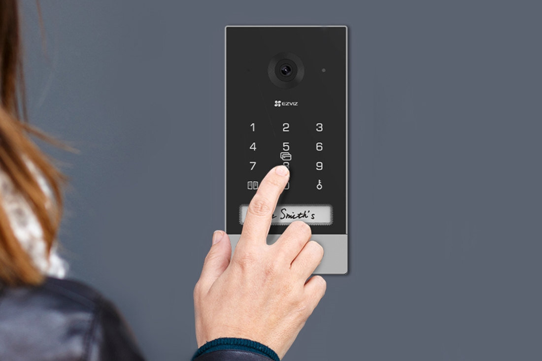 Wideodomofon EZVIZ CS-EP7 Wygodne otwieranie drzwi karta RFID hasło aplikacja tymczasowe kody kody QR