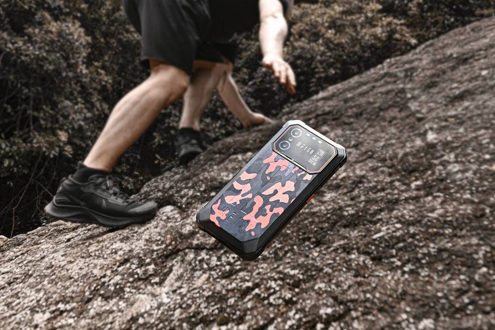 Smartfon IIIF150 Air 3S   kv lifestyle początek opisu sekcja nagłówkowa