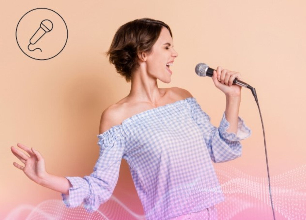 Power Audio PANASONIC SC-BMAX5EE-K wejście gitarowe mikrofonowe karaoke efekt echo, osoba z mikrofonem w ręku