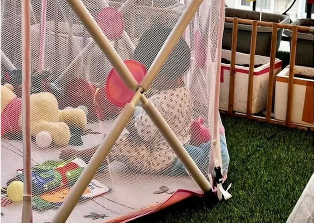 Kojec EXTRALINK Kids K-461 Niebieski Stały kontakt z dzieckiem z grubej, trwałej siateczki  buduje poczucie bezpieczeństwa swoboda wygoda komfort