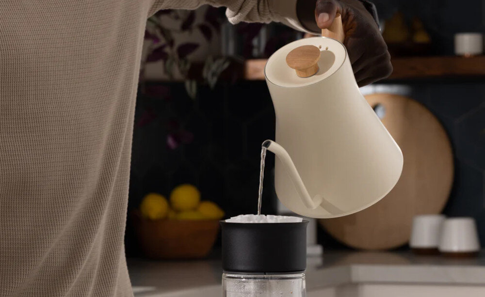 Czajnik FELLOW Stagg EKG Niebieski oszczędność energii funkcja automatycznego wyłączenia uchwyt wykonanie tworzywo sztuczne ochrona wygoda użytkowanie