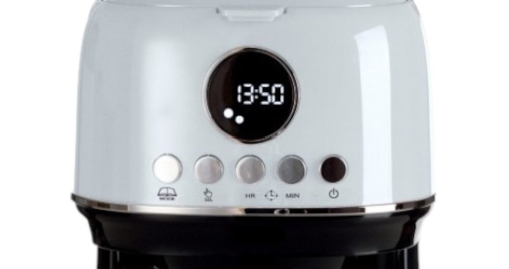 Ekspres ARIETE Moderna 1396/01 Biało-czarny Kawa gotowa, gdy Ty jesteś gotów Czytelny wyświetlacz LCD intuicyjne przyciski Ustawienie mocy naparu i godziny parzenia automatycznie przygotuje kawę