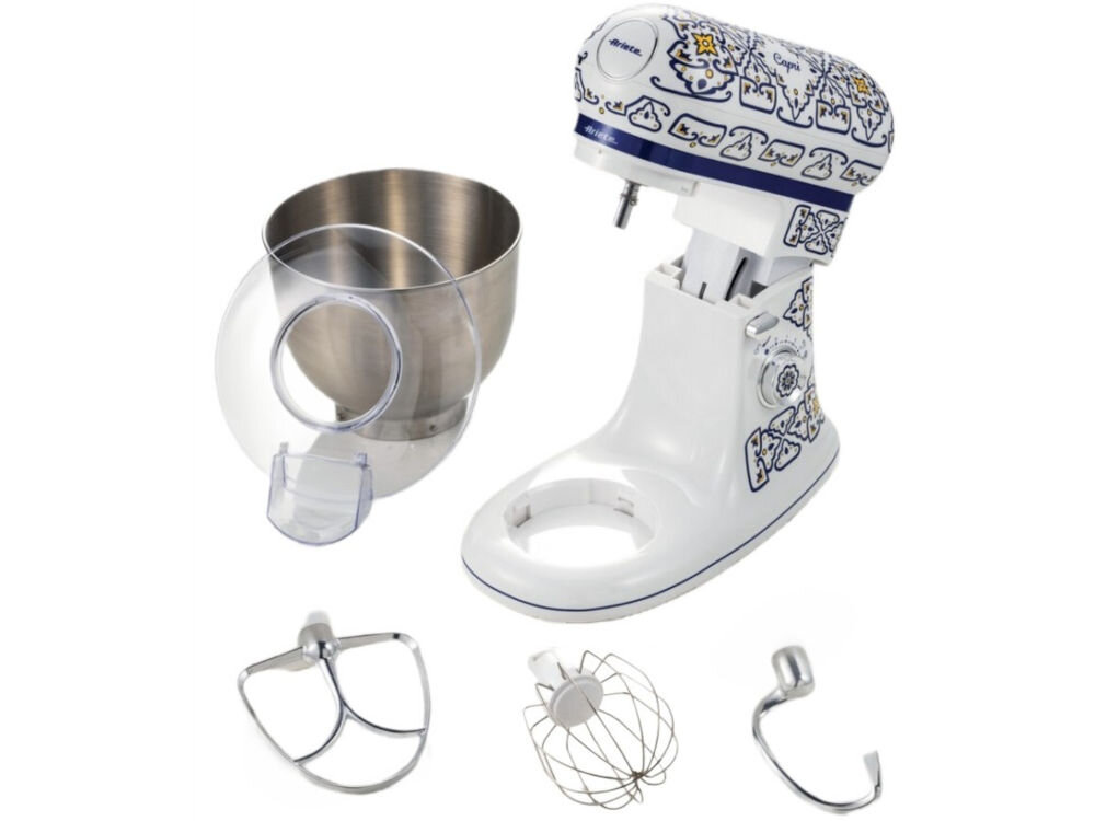 Robot kuchenny planetarny ARIETE 1588 Capri 2400W misa pokrywa końcówka do mieszania końcówka do zagniatania ciasta końcówka do ubijania dokumentacja białe tło