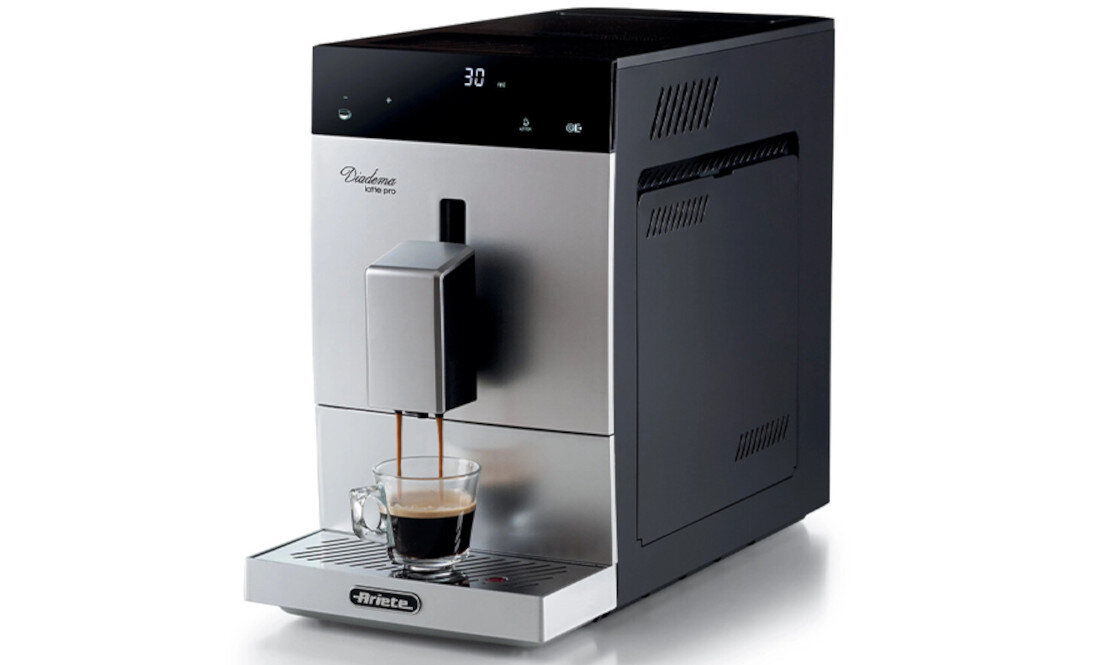 Ekspres ARIETE Diadema Cappuccino 1453/01 Srebrny Głębia smaku ciśnienie napar o głębokim smaku i aksamitnej cremie stalowy młynek żarnowy z możliwością regulacji mielenia dopasowanie intensywność aromat preferencje