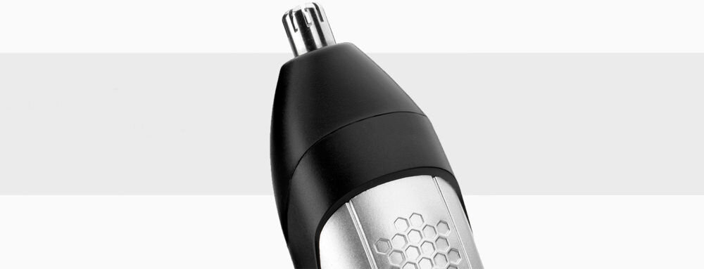Trymer BABYLISS T812E pielęgnacja trudno dostępnych miejsc funkcje obrotowego trymera skuteczne bezpieczne usuwanie włosków z nosa i uszu dbanie o każdy szczegół prosto i komfortowo zarost detale
