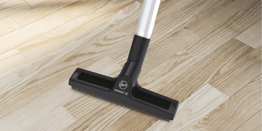 ODKURZACZ HOOVER HP110HM 011 BEZWORKOWY Szczotka do parkietu filcowe kółka miękkie włosie delikatne czyszczenie bezpieczeństwo powierzchni precyzja zbierania kurzu ochrona przed zarysowaniami uszkodzeniami parkiet panele