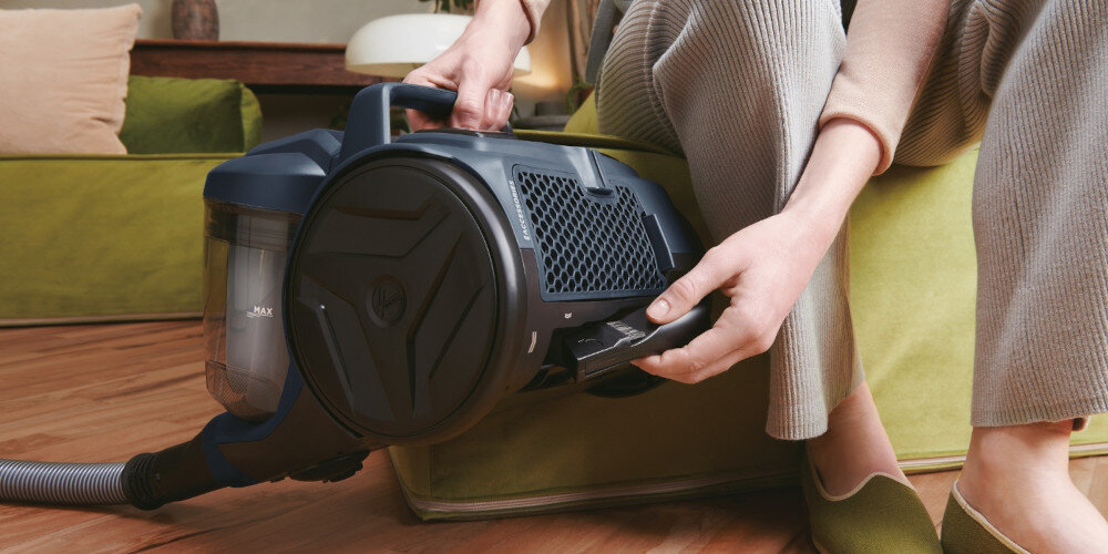 ODKURZACZ HOOVER HP110HM 011 BEZWORKOWY Akcesoria 2w1 funkcjonalny system mocowanie na rurze łatwy dostęp do narzędni precyzja sprzątania