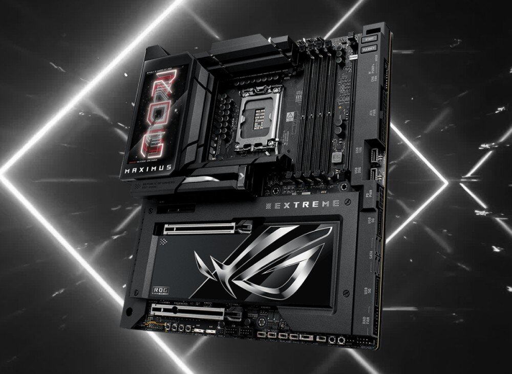 Płyta główna ASUS ROG Maximus Z890 Extreme Płyta główna ukazana pod kątem, z podświetlonym logo ROG Maximus i dużym metalicznym radiatorem. W tle neonowe linie tworzące geometryczny wzór, opis